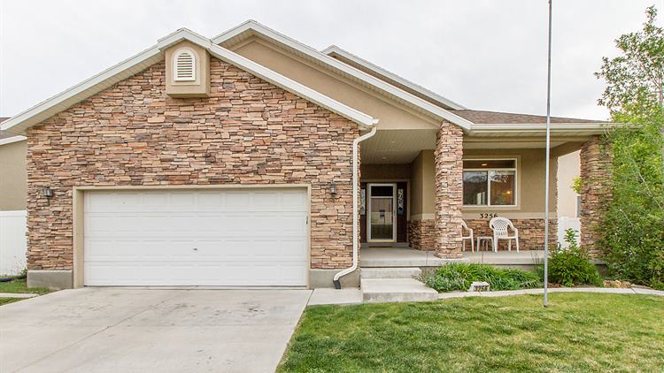 3256 S Summer Trail Dr, West Valley City, UT, 84120 Image