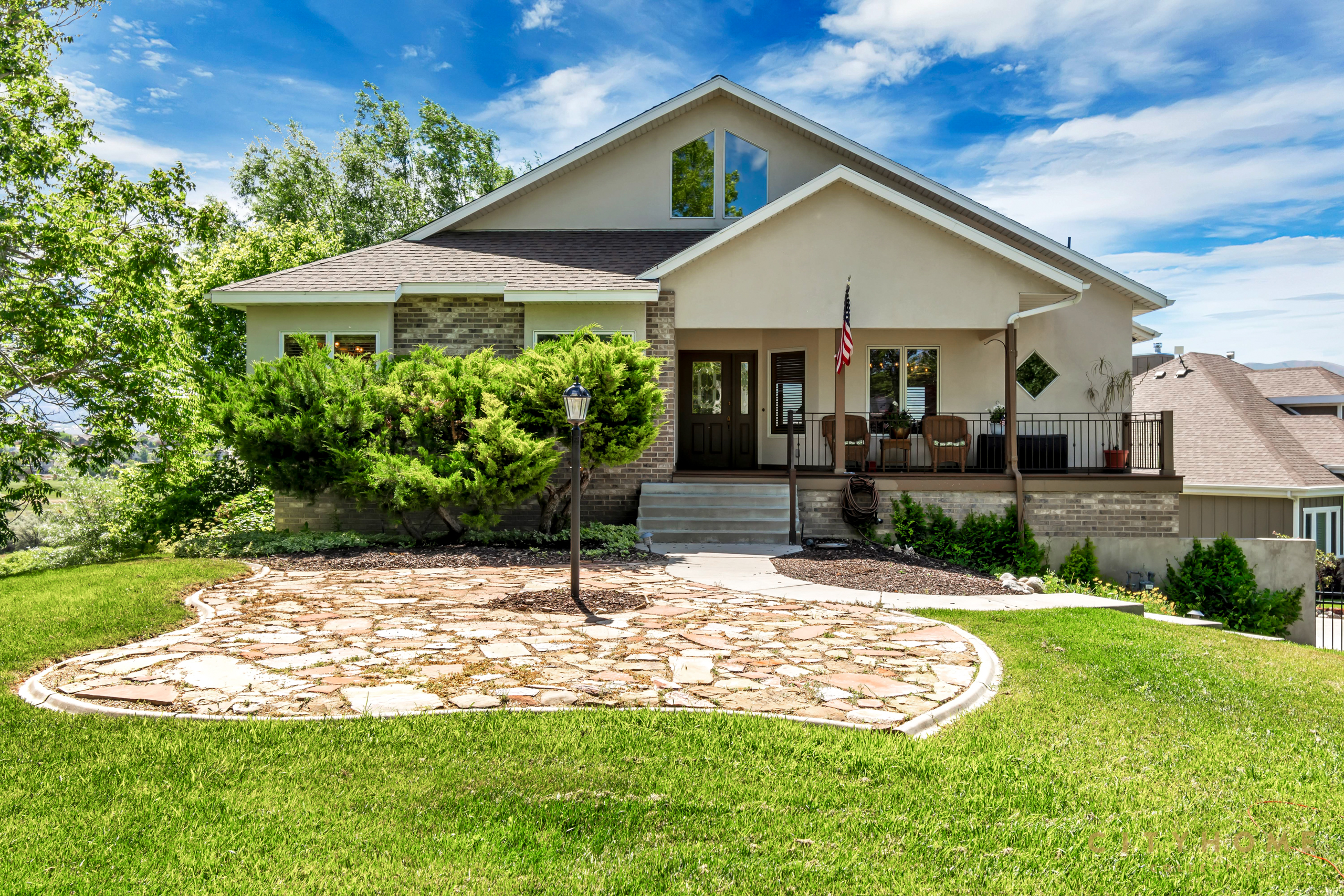 11939 S Lampton View, Riverton, 84065