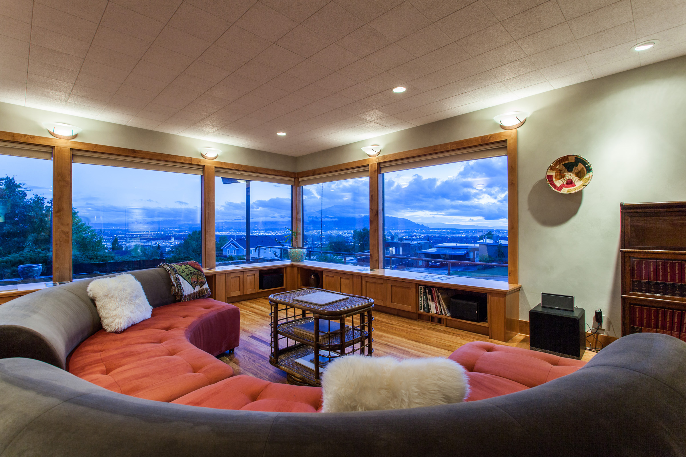 698 N East Capitol Blvd, Salt Lake City, UT, 84103