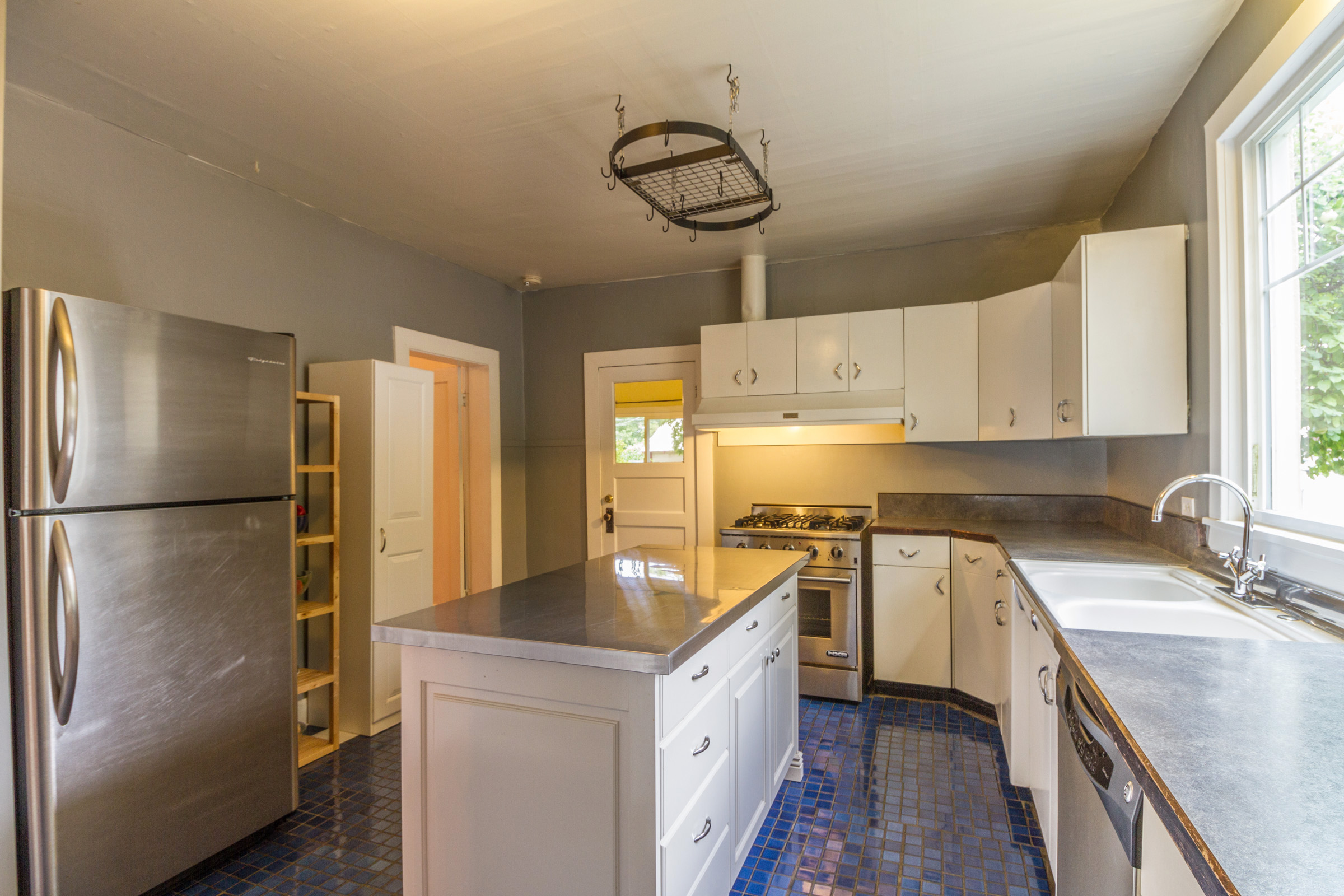 806 S Blair St, Salt Lake City, UT, 84111