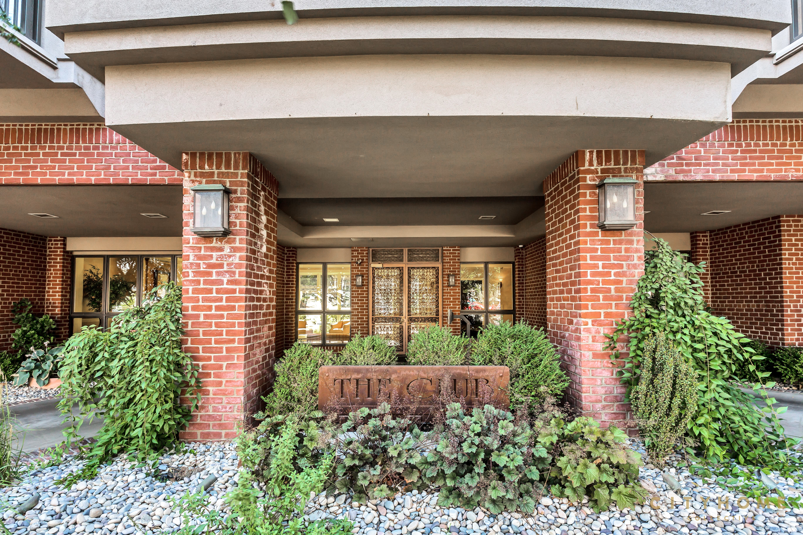 150 S 300 E #206, Salt Lake City, 84111