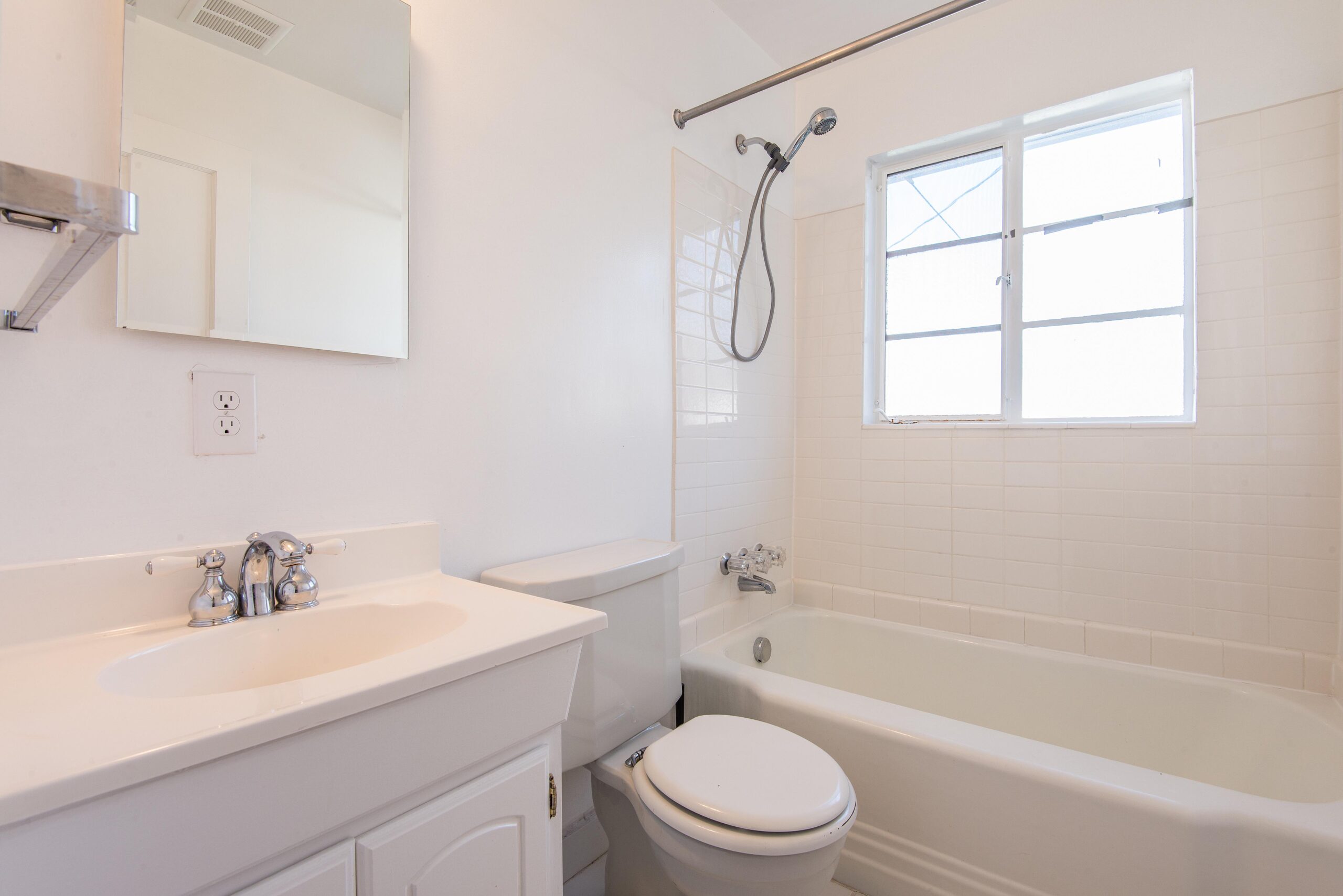 2589 E Commonwealth Ave, Salt Lake City, UT, 84109