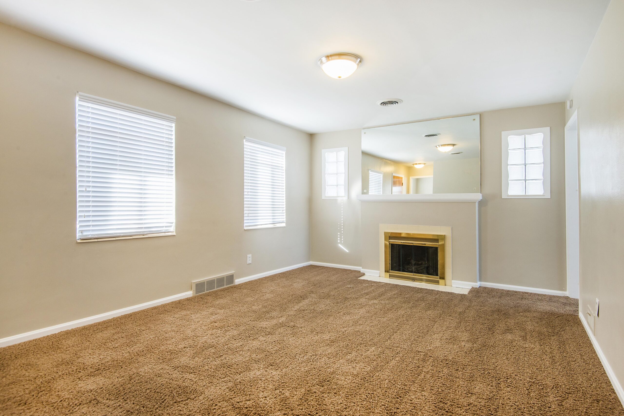 2589 E Commonwealth Ave, Salt Lake City, UT, 84109