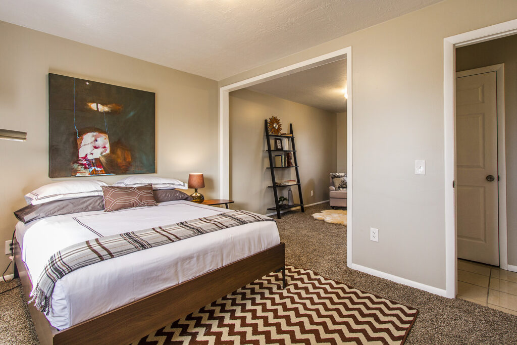2491 W 2250 N, Clinton, UT, 84015