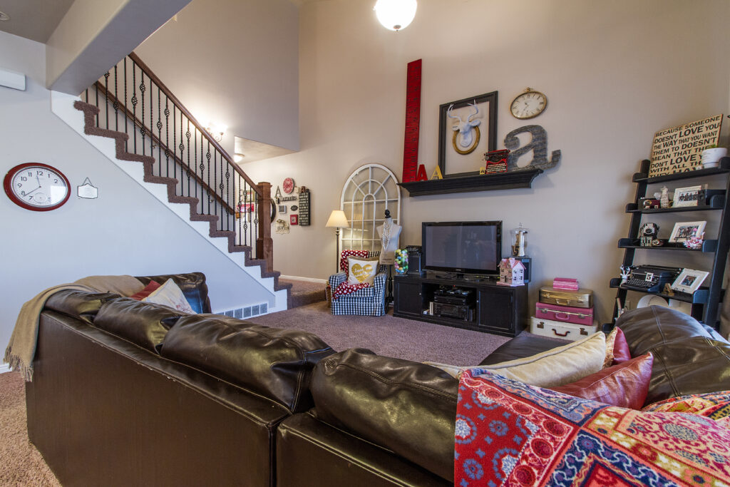 896 W Waterside Dr, Farmington, UT, 84025
