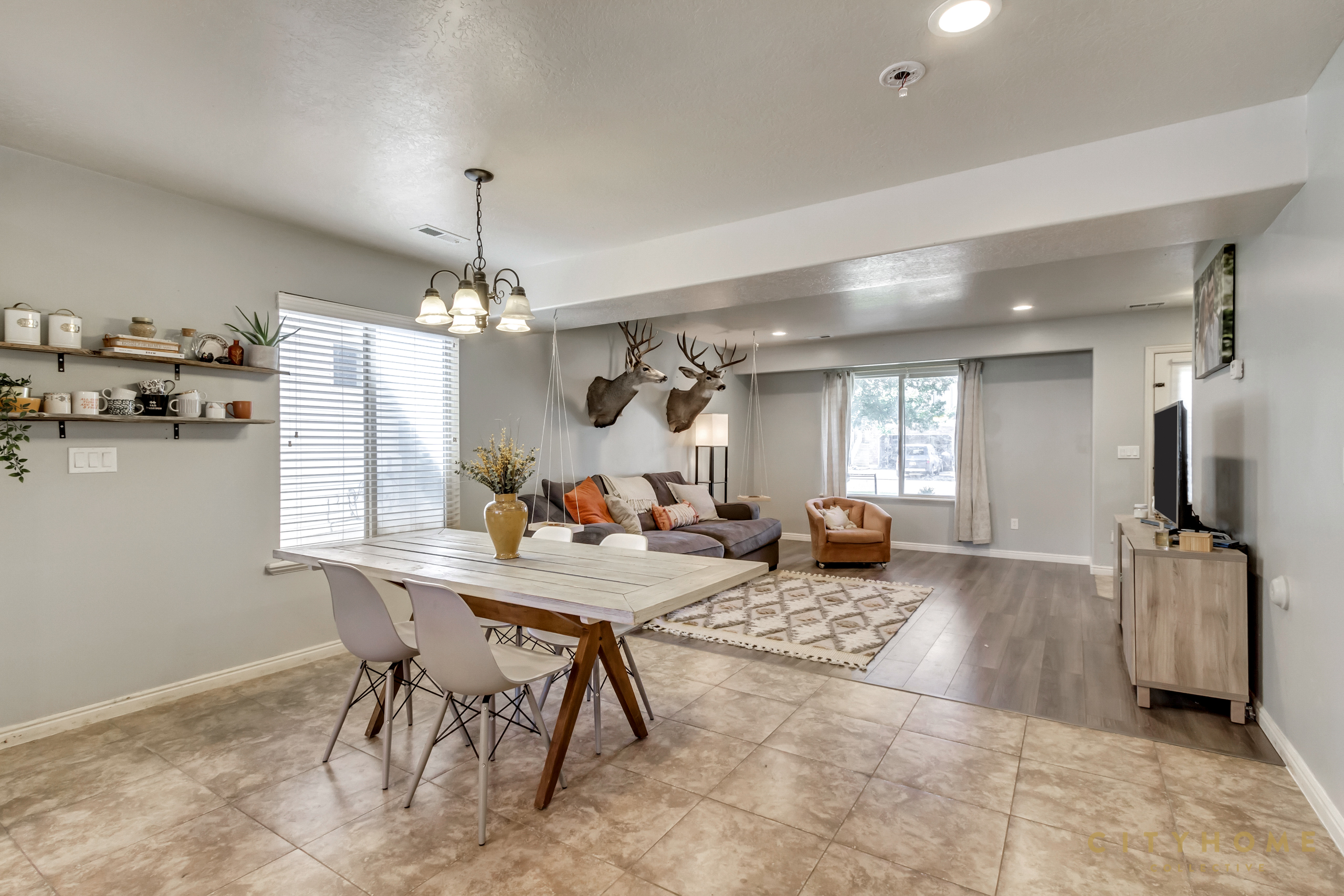 1584 E Sandalwood Dr, South Weber, 84405