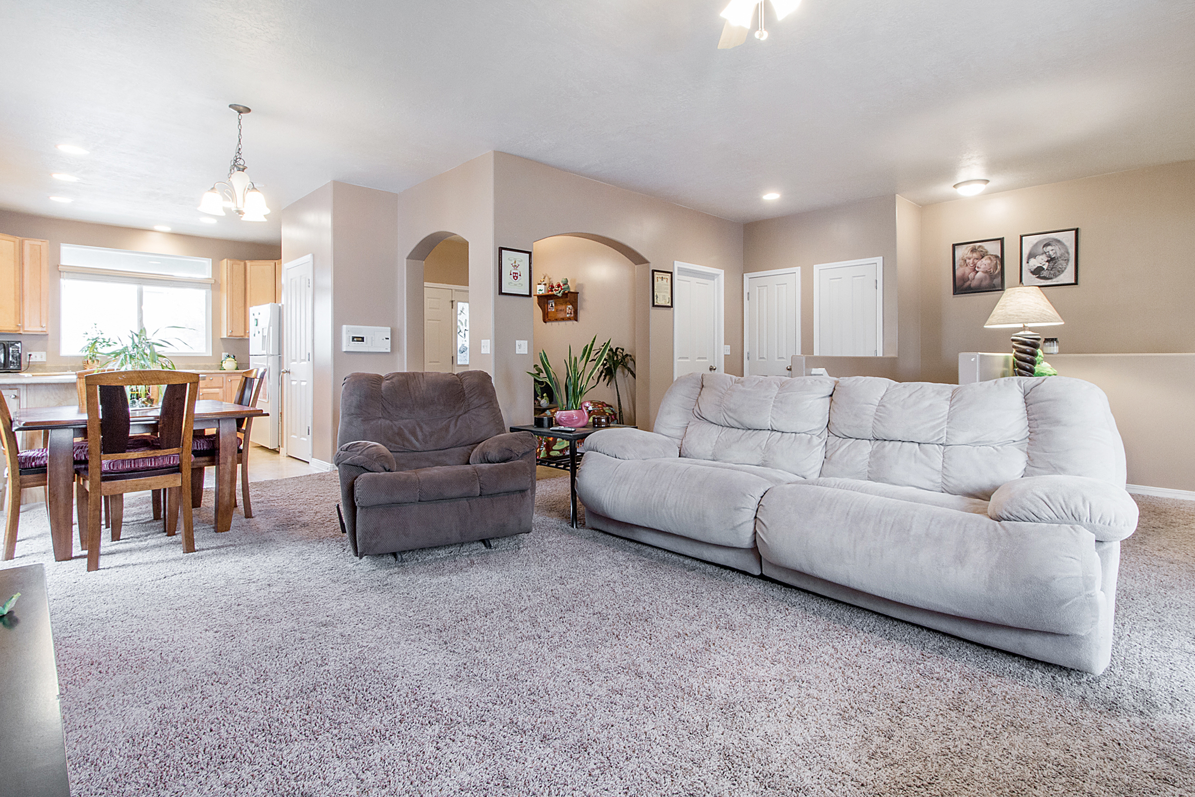 3256 S Summer Trail Dr, West Valley City, UT, 84120