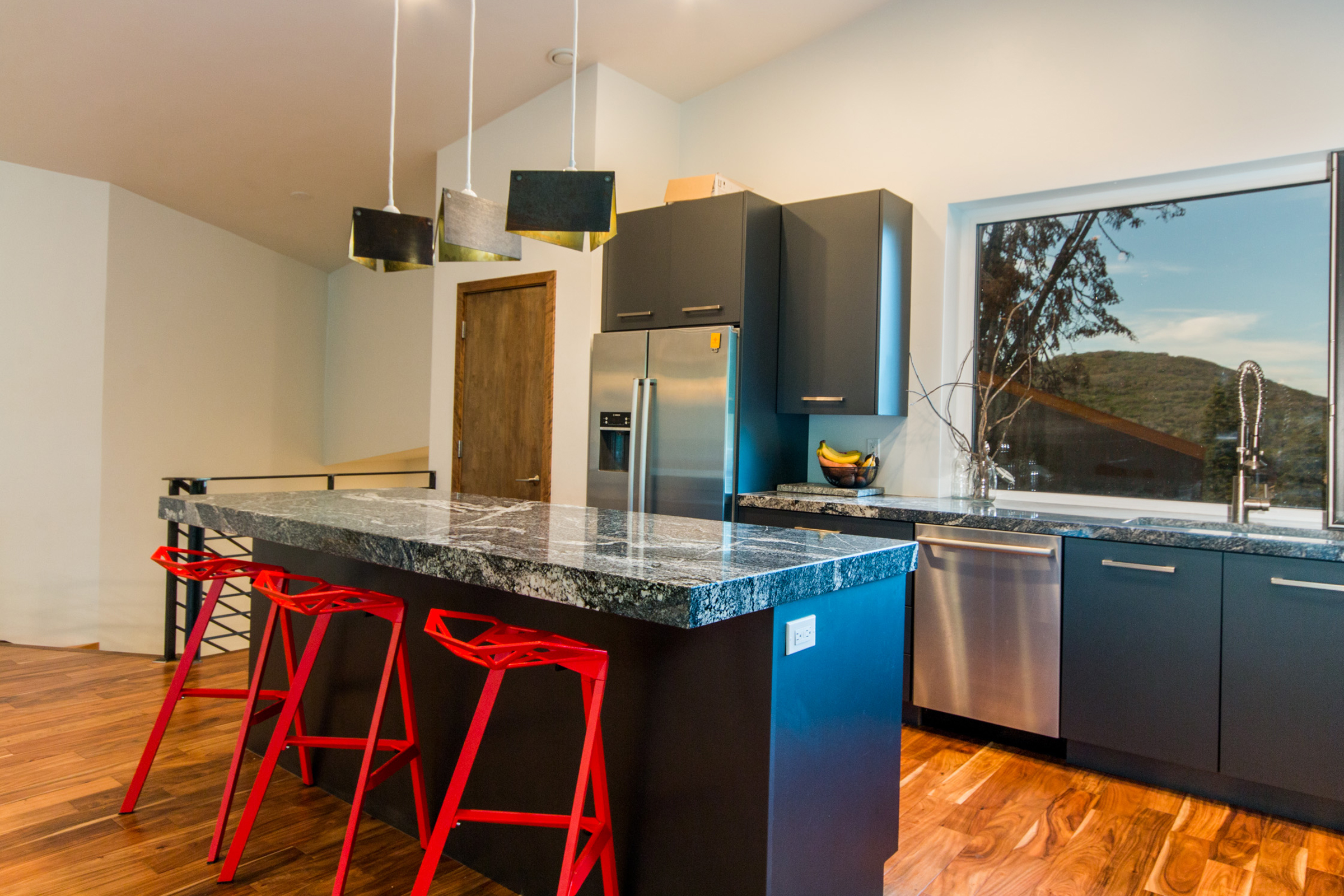 230 Parkview Dr, Summit Park, UT, 84098