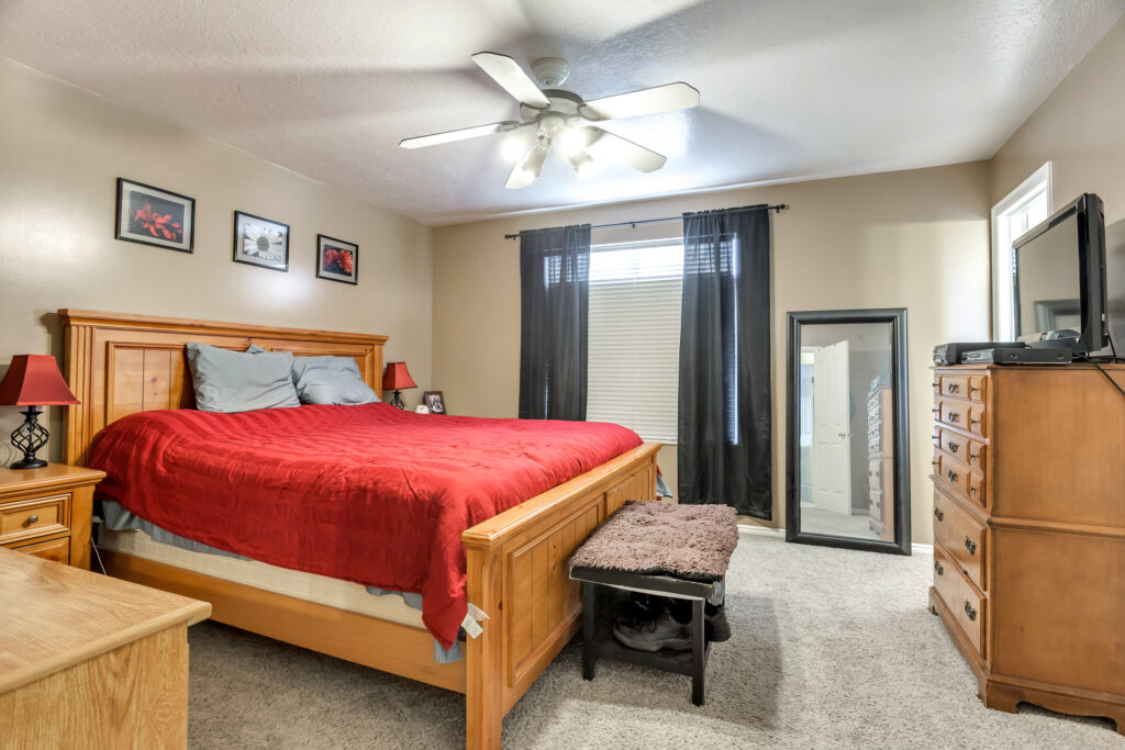 1871 N 750 W, Clinton, 84015