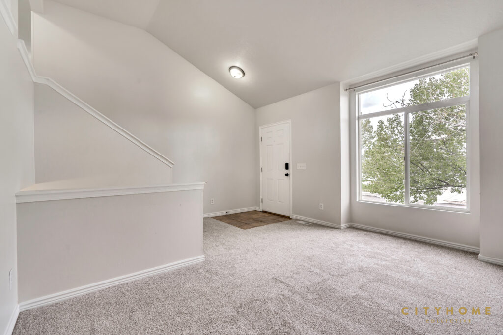 1922 W Quarter Horse Ave, Salt Lake City, 84116