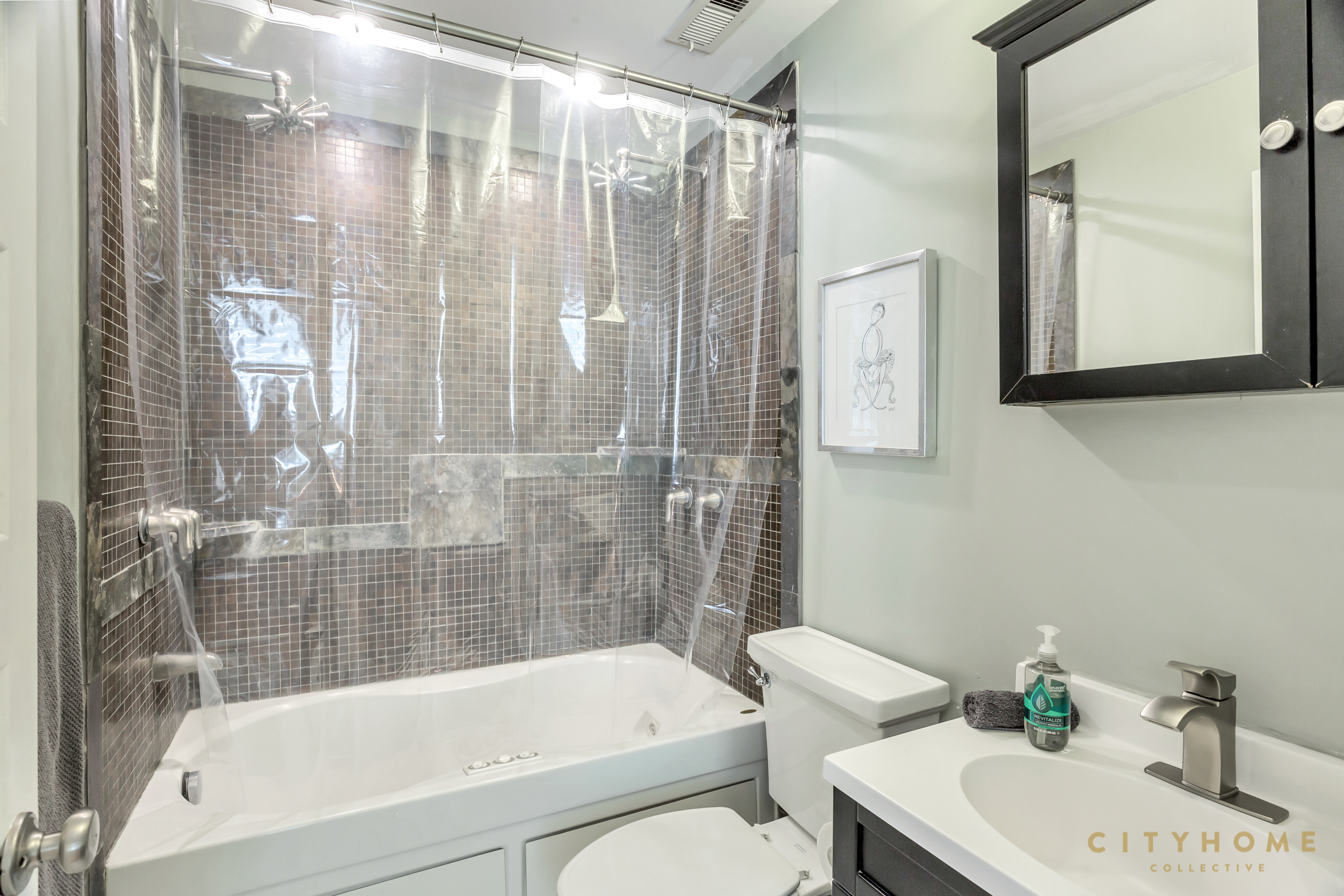 214 W North Temple, E4, Salt Lake City, 84103