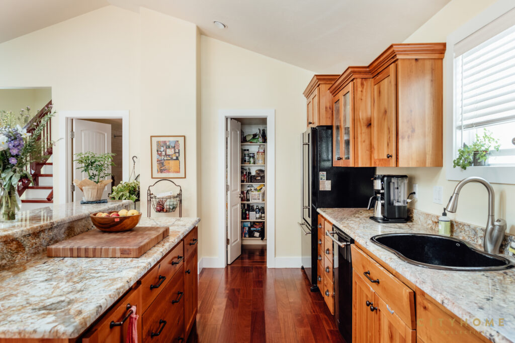 2204 S 1000 E, Salt Lake City, 84106