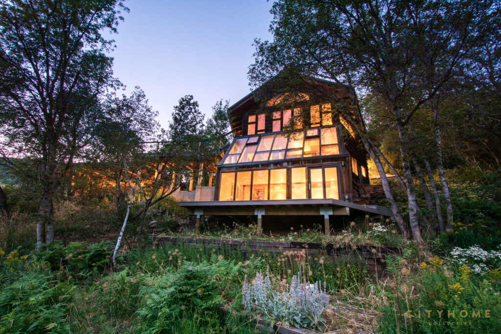 2324 N Pinecrest Canyon Rd, Salt Lake City, 84108