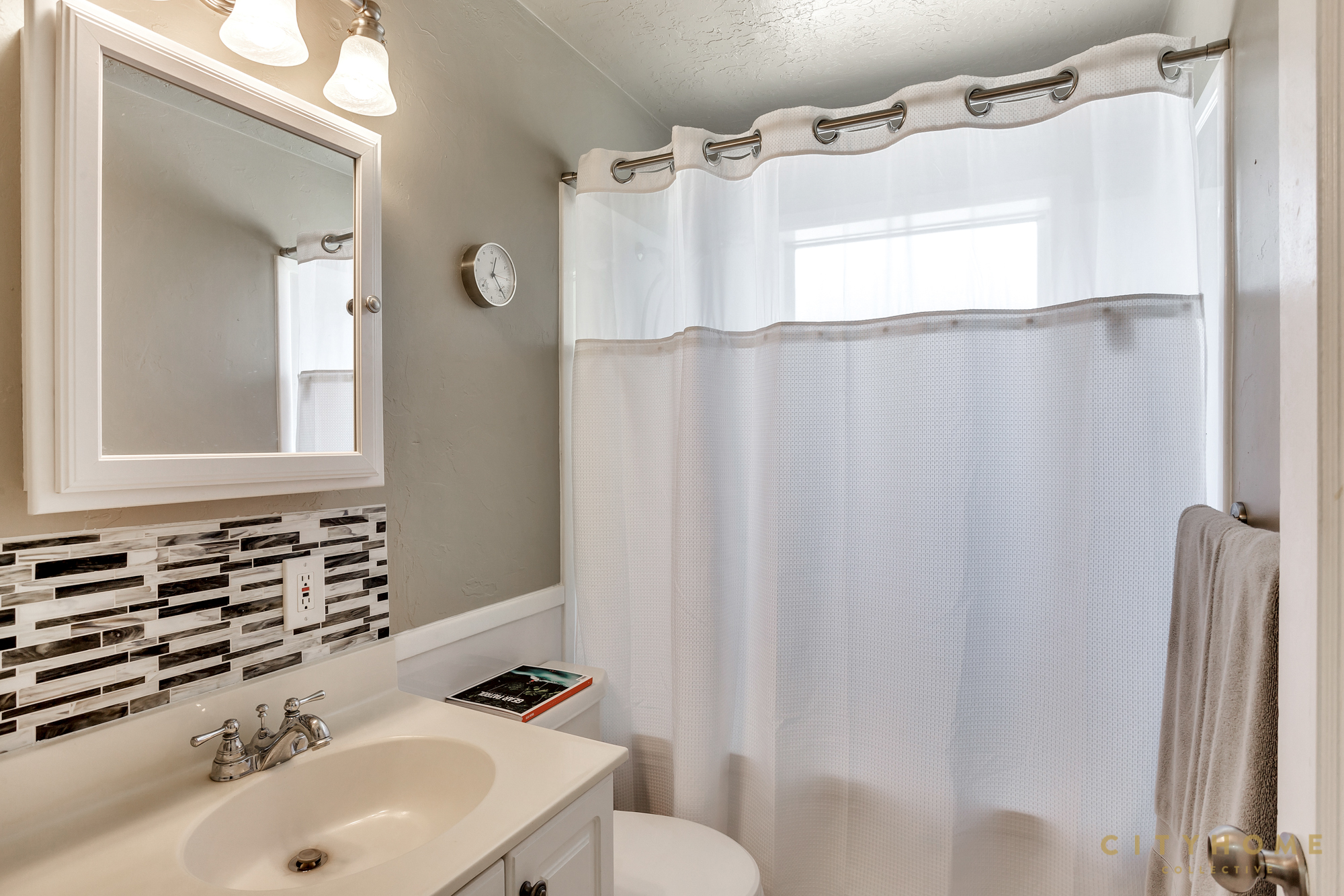 2483 E Commonwealth Ave, Salt Lake City, 84109