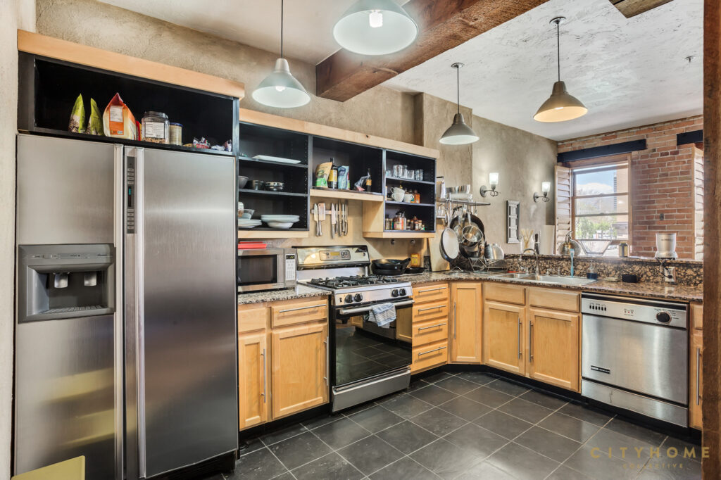 327 W 200 S, #206, Salt Lake City, 84101