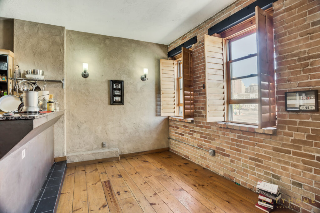 327 W 200 S, #206, Salt Lake City, 84101