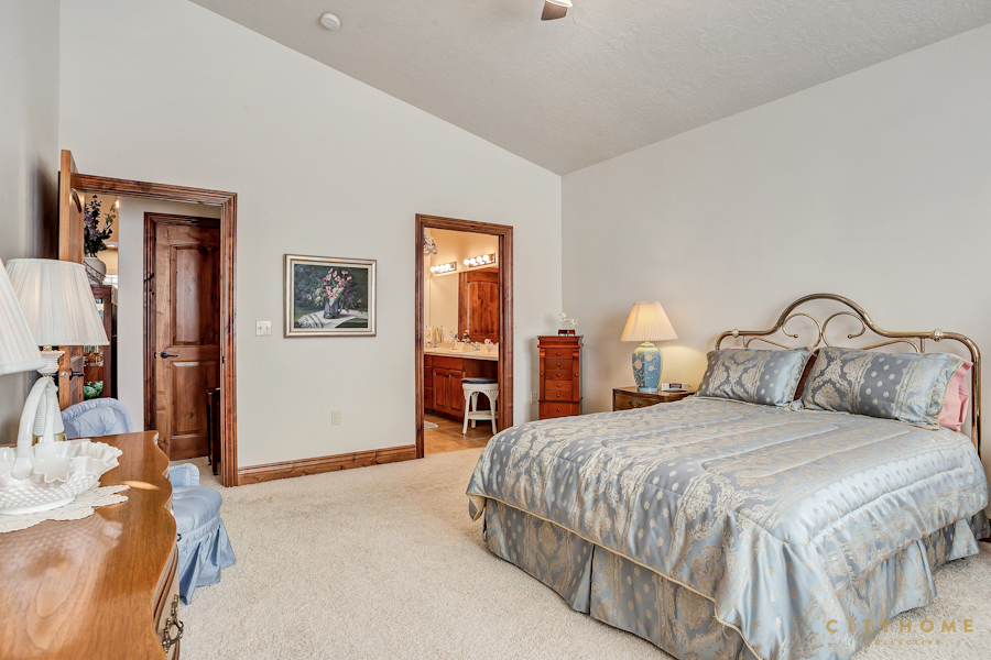 3515-w-green-springs-23