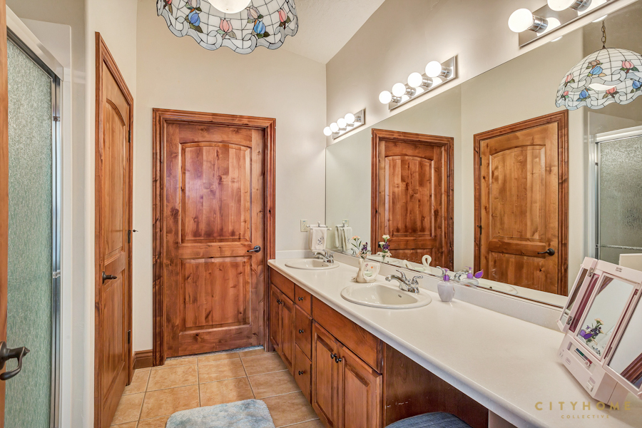 3515-w-green-springs-24