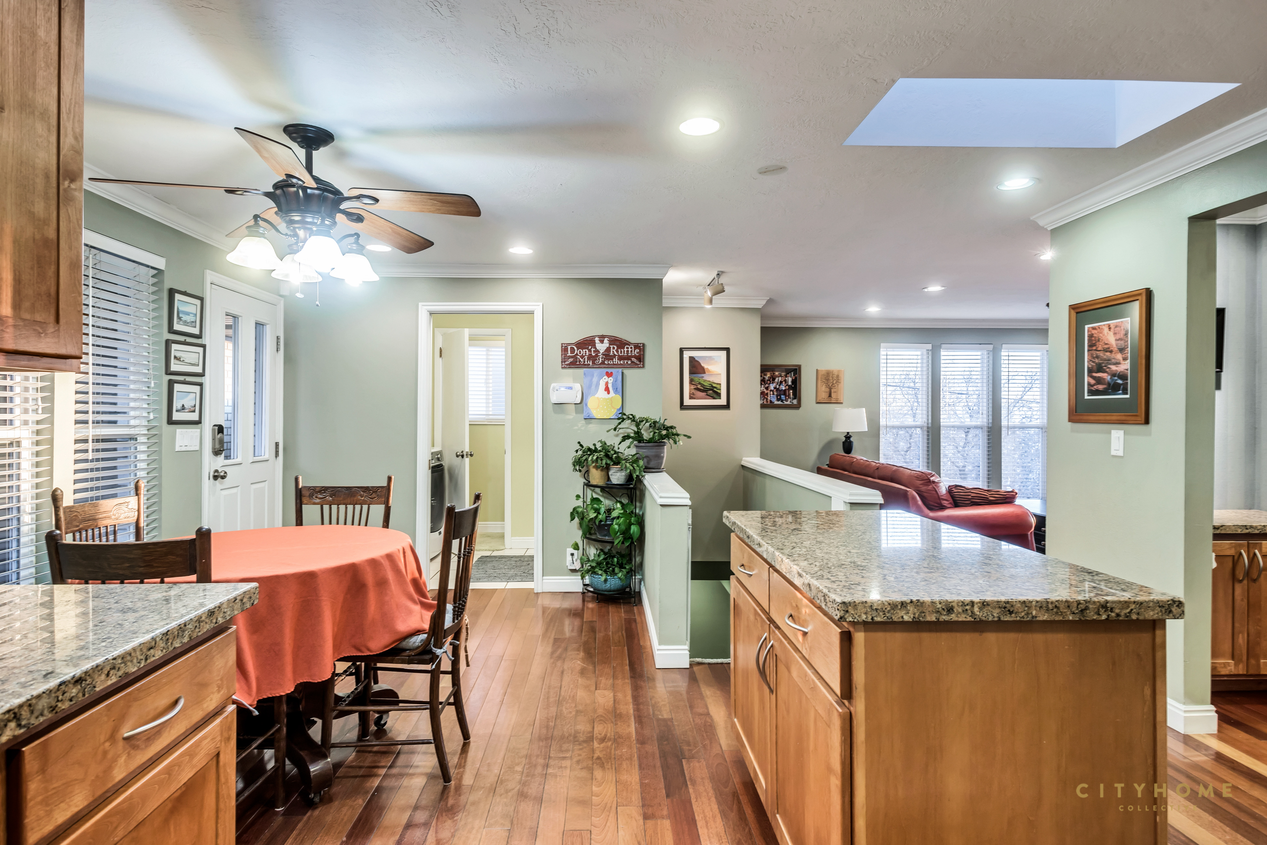 372 Oak Lane, Farmington, 84025