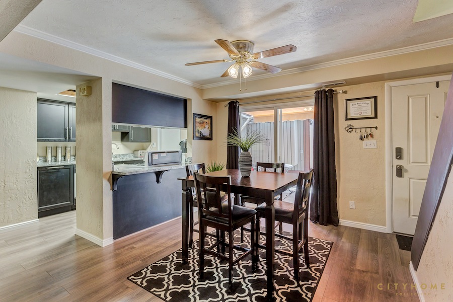 5461-s-willow-ln-5