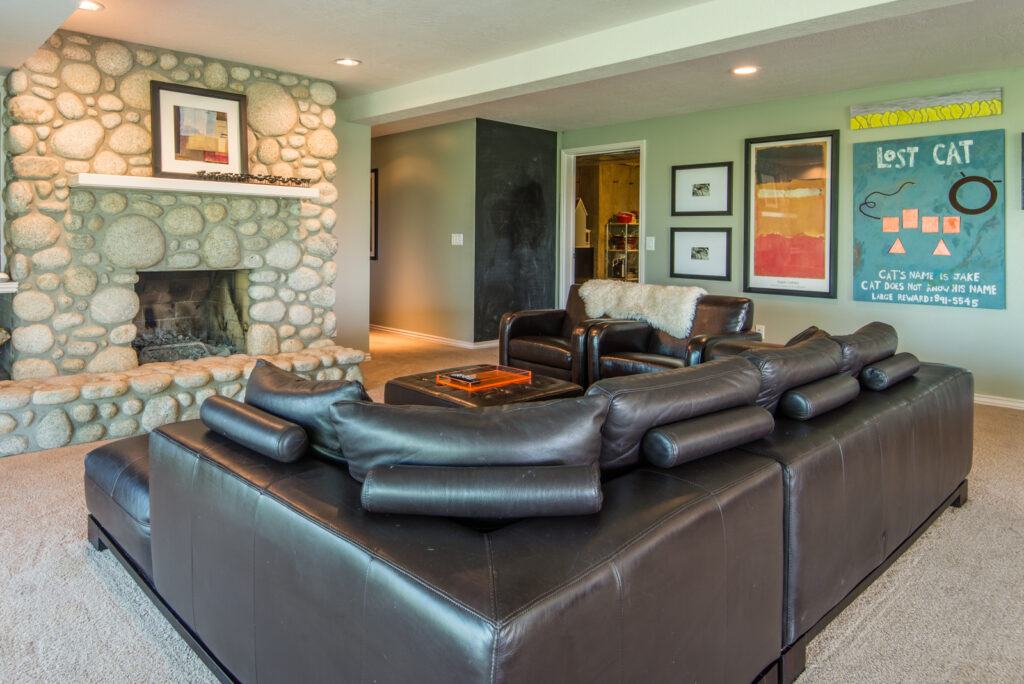 5760 Whitewater Dr, Holladay, UT, 84121