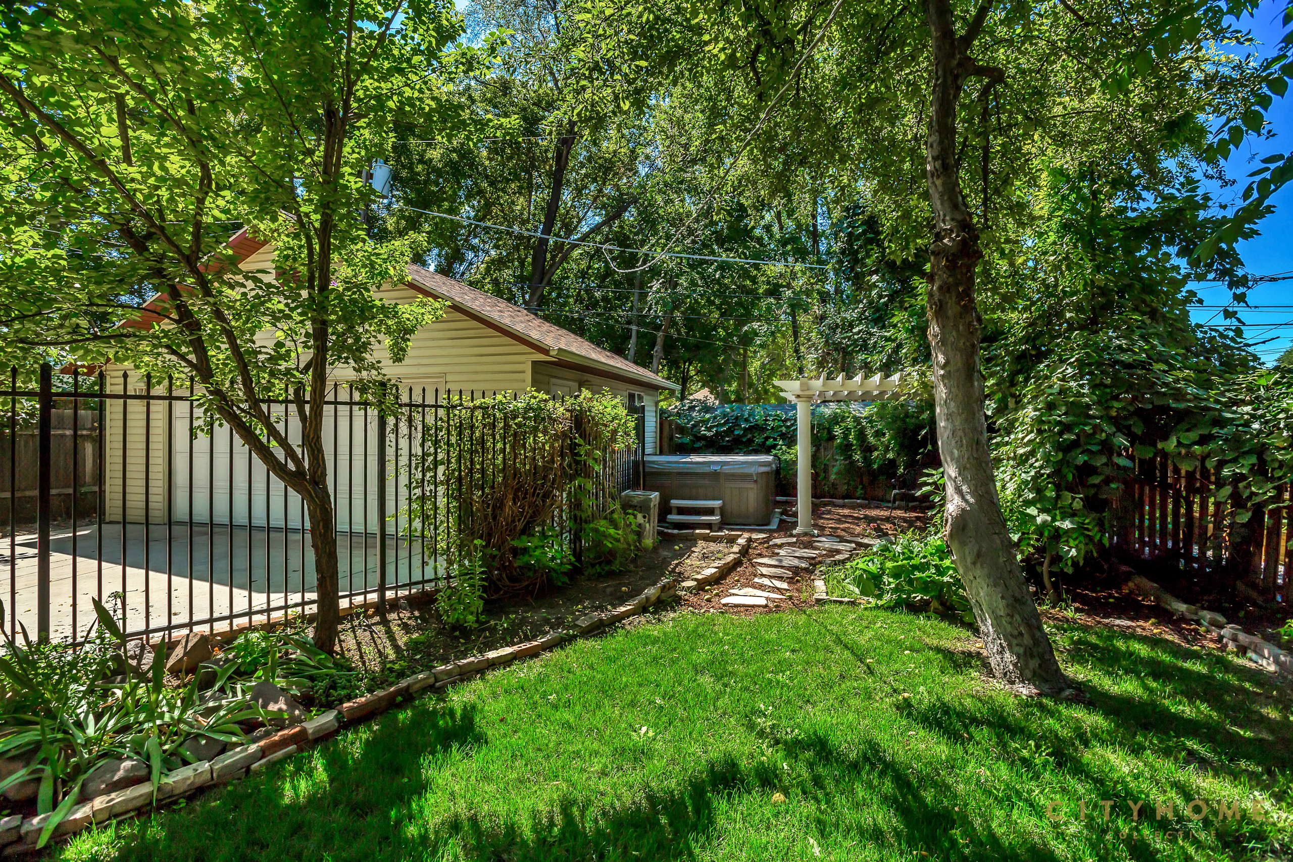 764 Hawthorne Ave S, Salt Lake City, 84102
