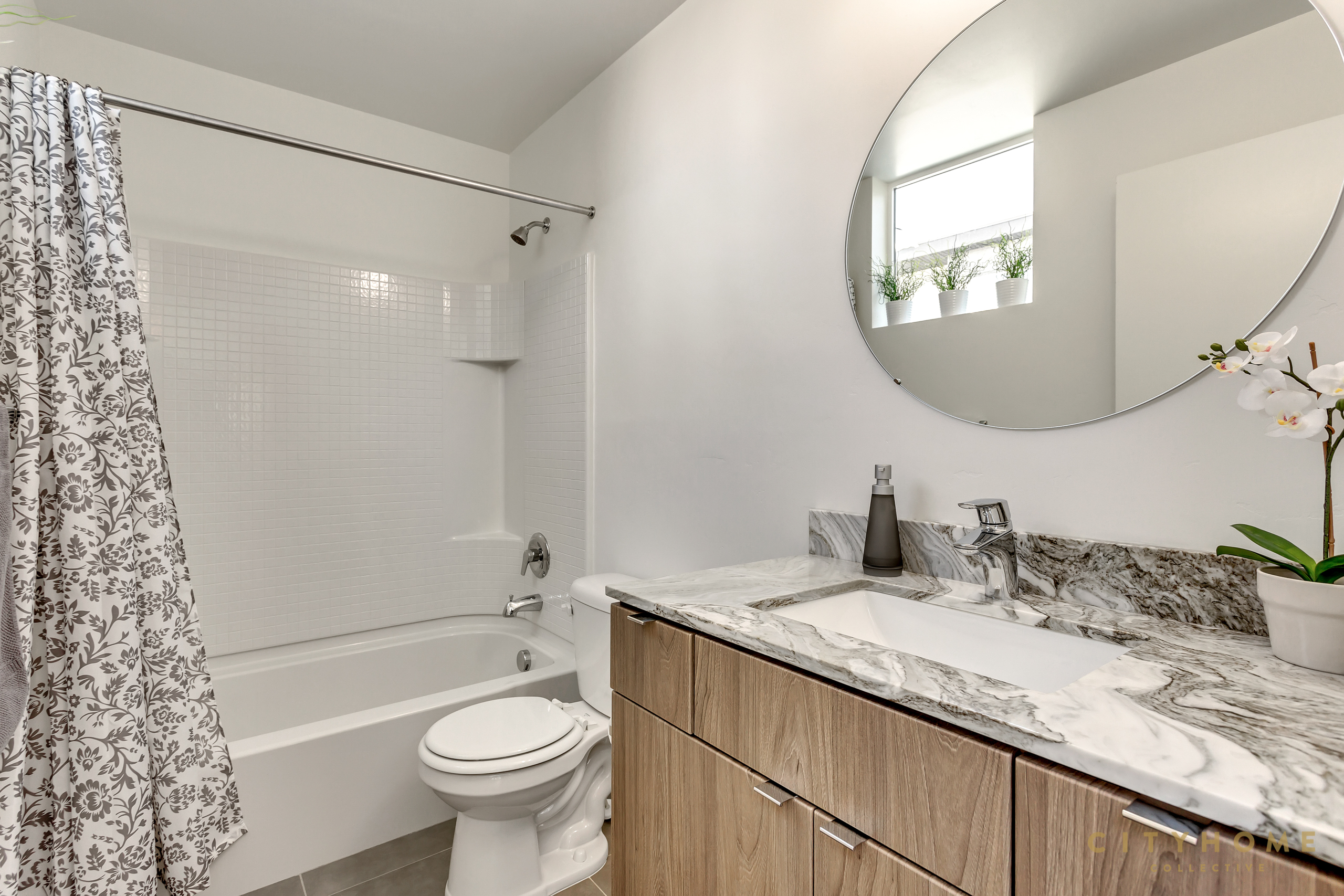 7709 S Navarro View Ct, Midvale, 84047