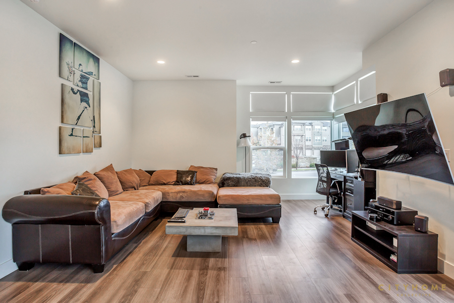 7735-barclay-drive-11