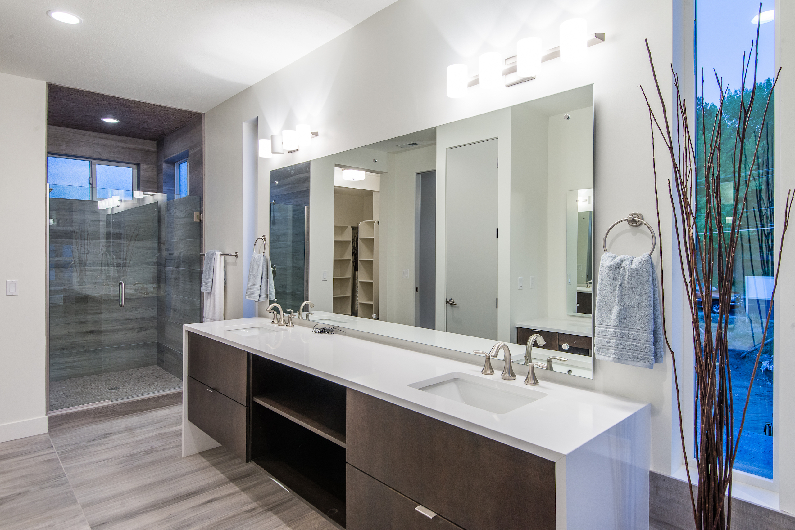 8122 Danish Rd, Cottonwood Heights, UT, 84093