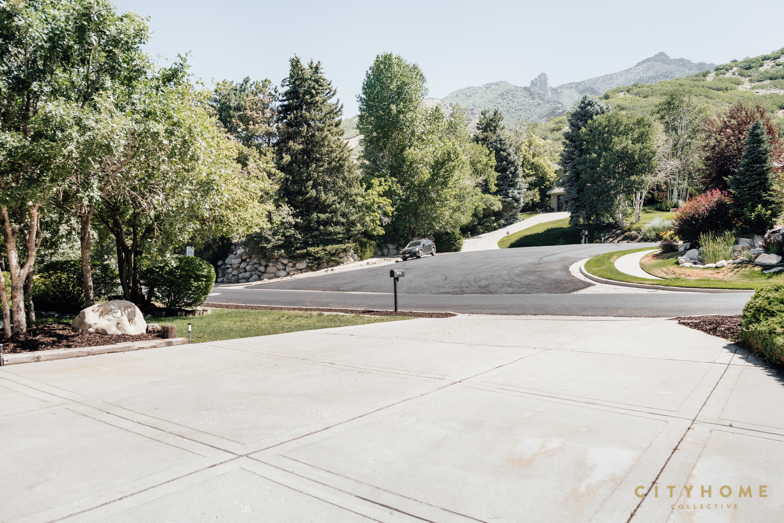 8970 S Kings Hill Dr, Cottonwood Heights, 84121