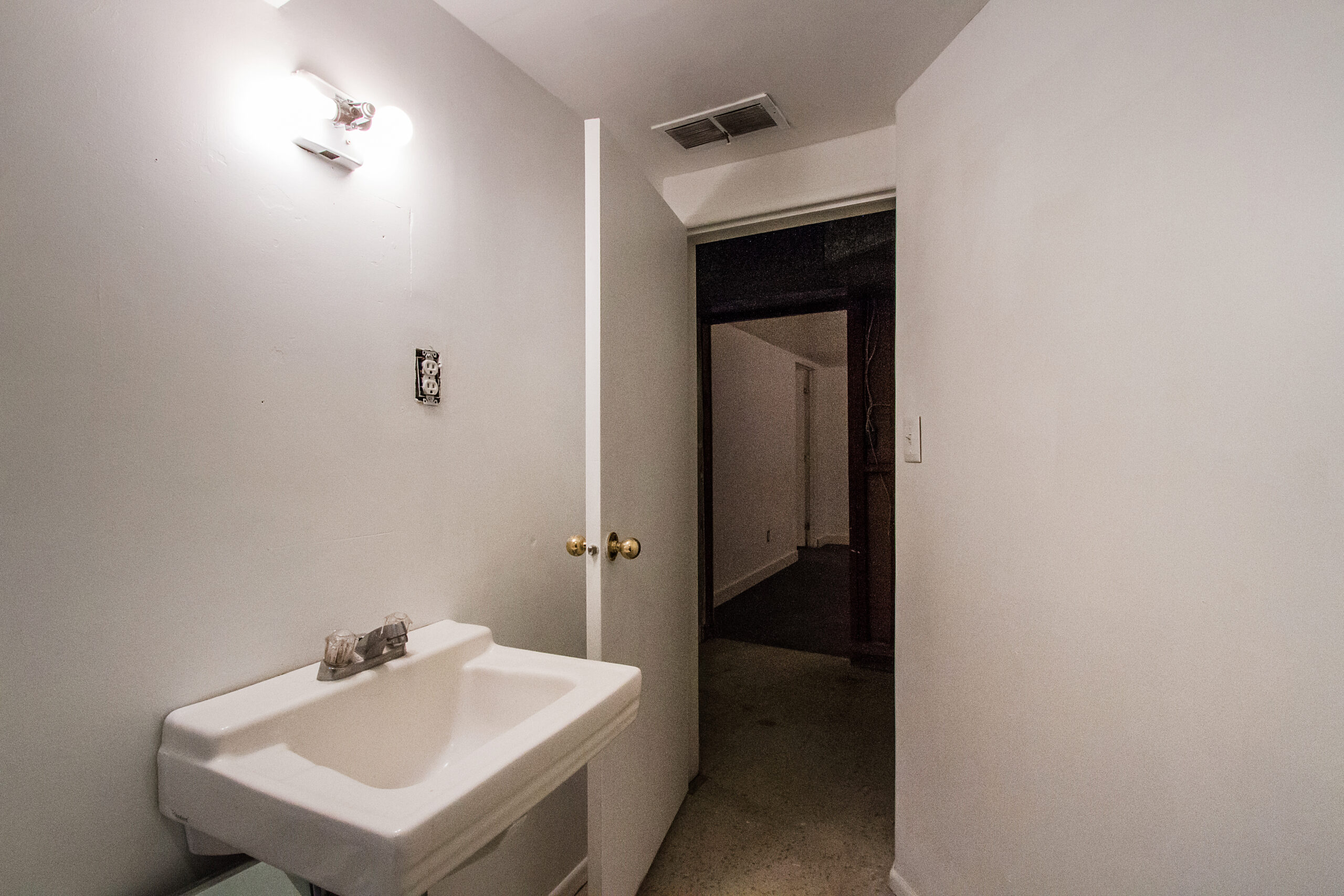 2152 W 4900 S, Roy, UT, 84067