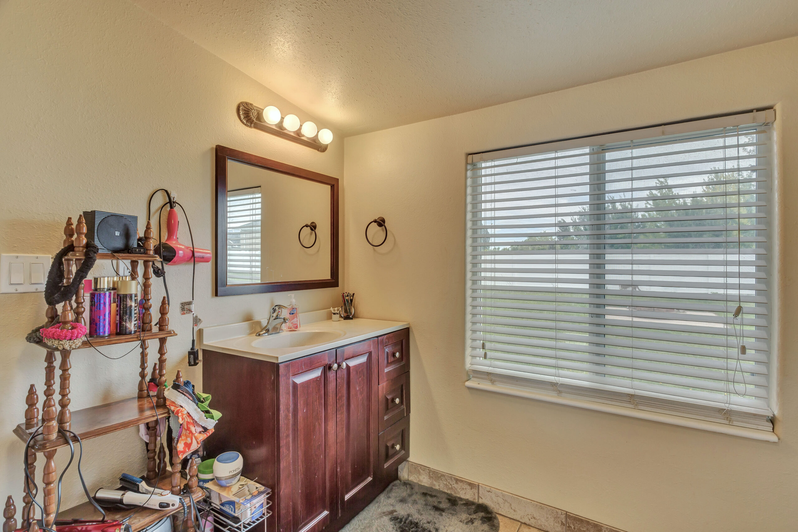 1486 W 2700 S, Syracuse, UT, 84075