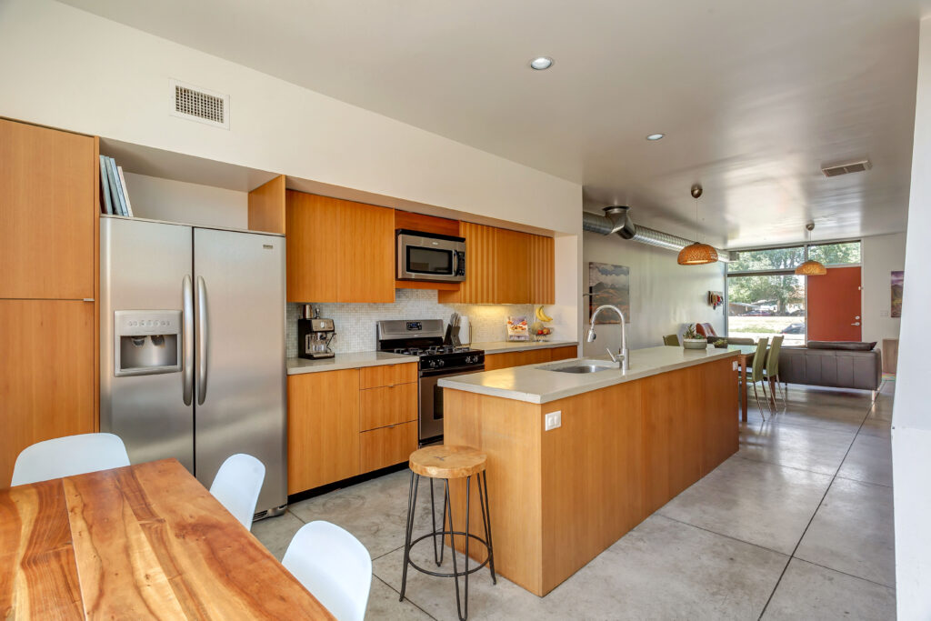 129 W Fremont Ave, Salt Lake City, UT, 84101