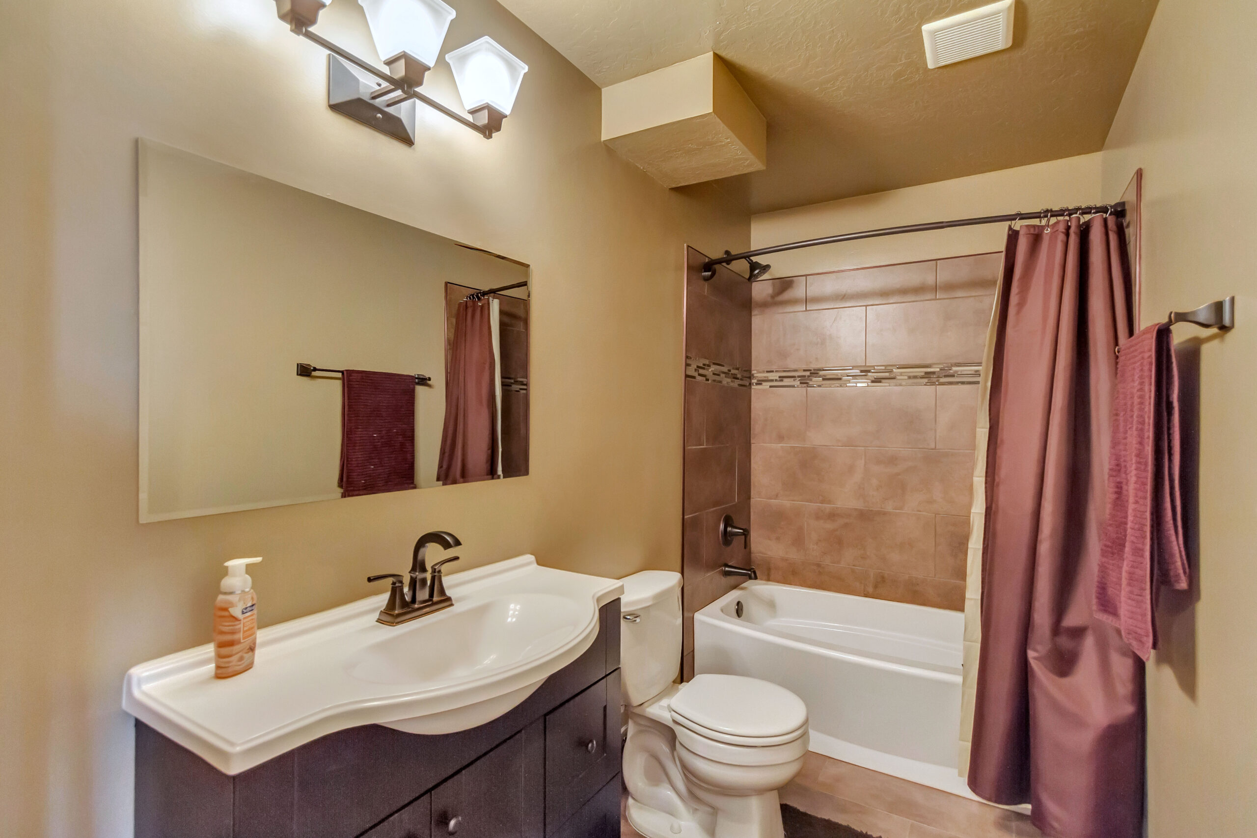 5271 S 2775 W #C, Roy, UT, 84067