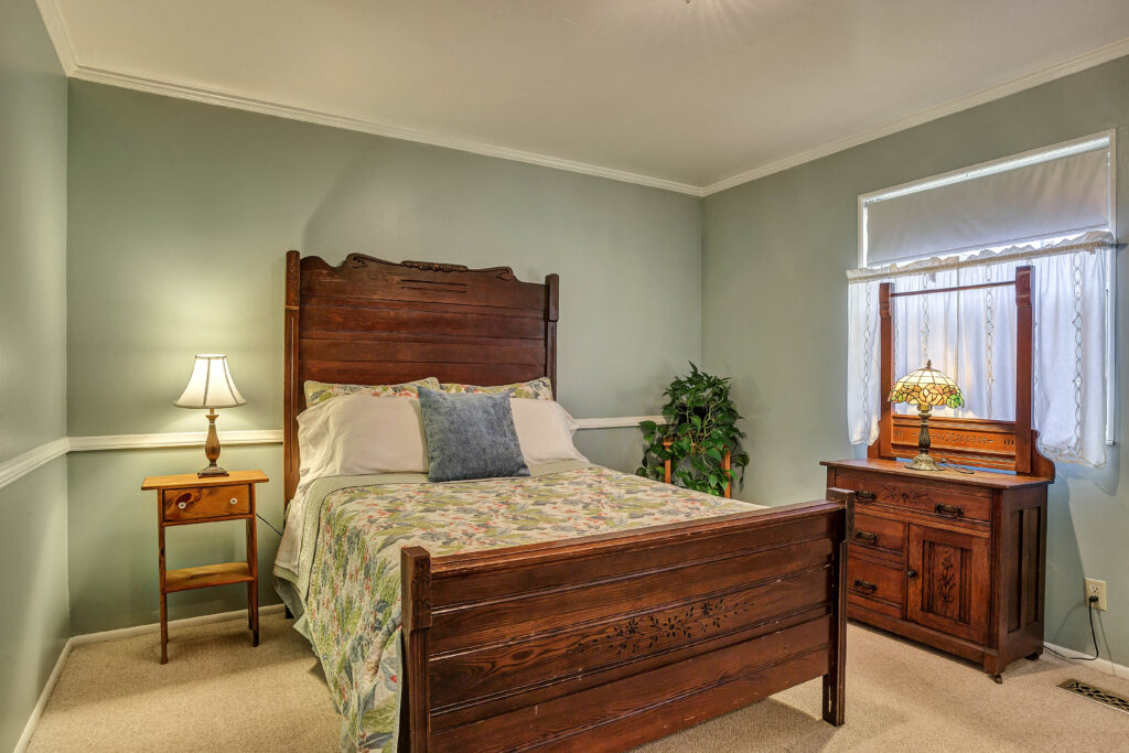 5326 S 1030 W, Murray, UT, 84105
