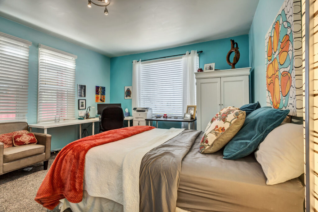 3305 S Oakwood St, Salt Lake City, UT, 84109