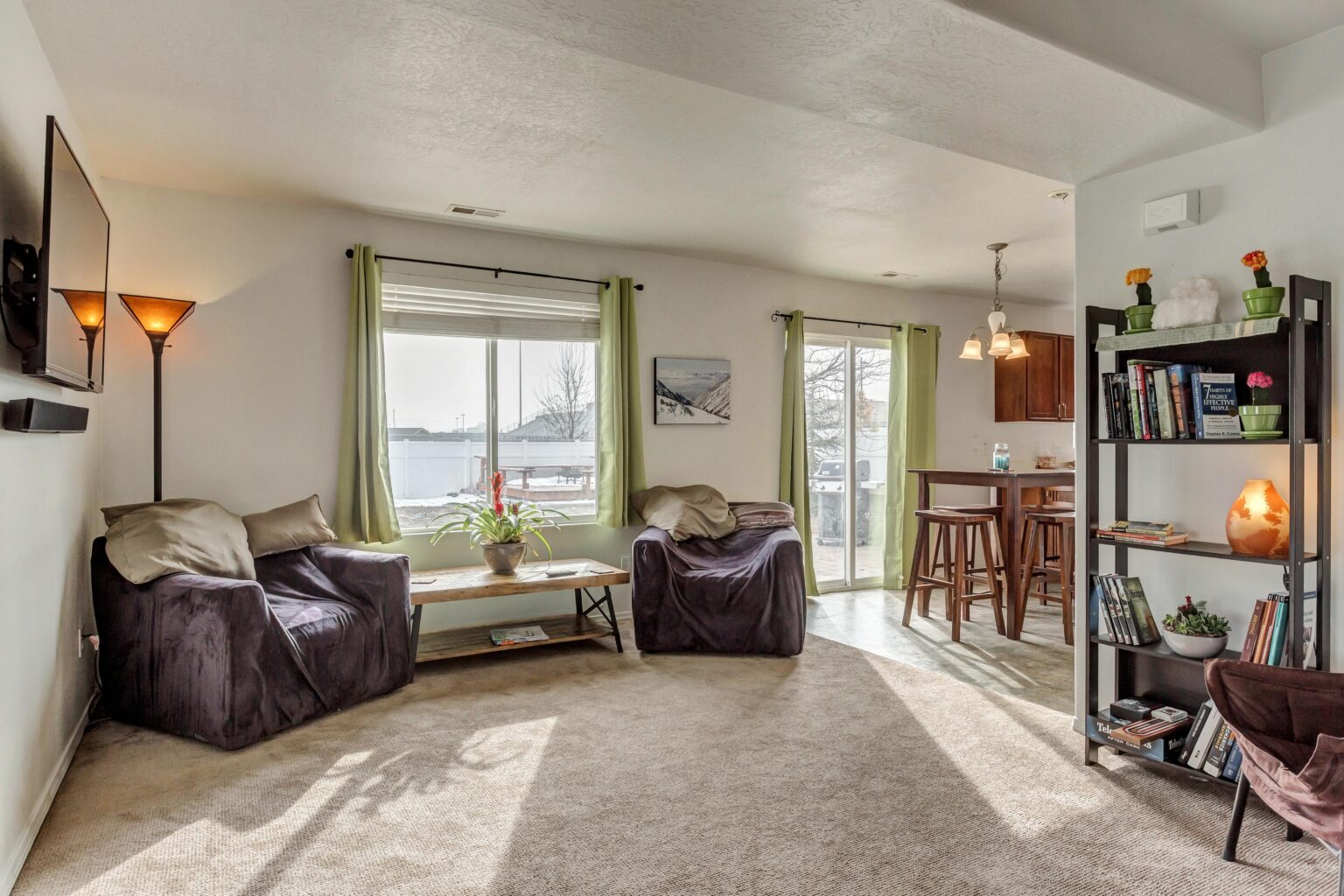 120 E Shamrock Ln, Stansbury Park, UT, 84074