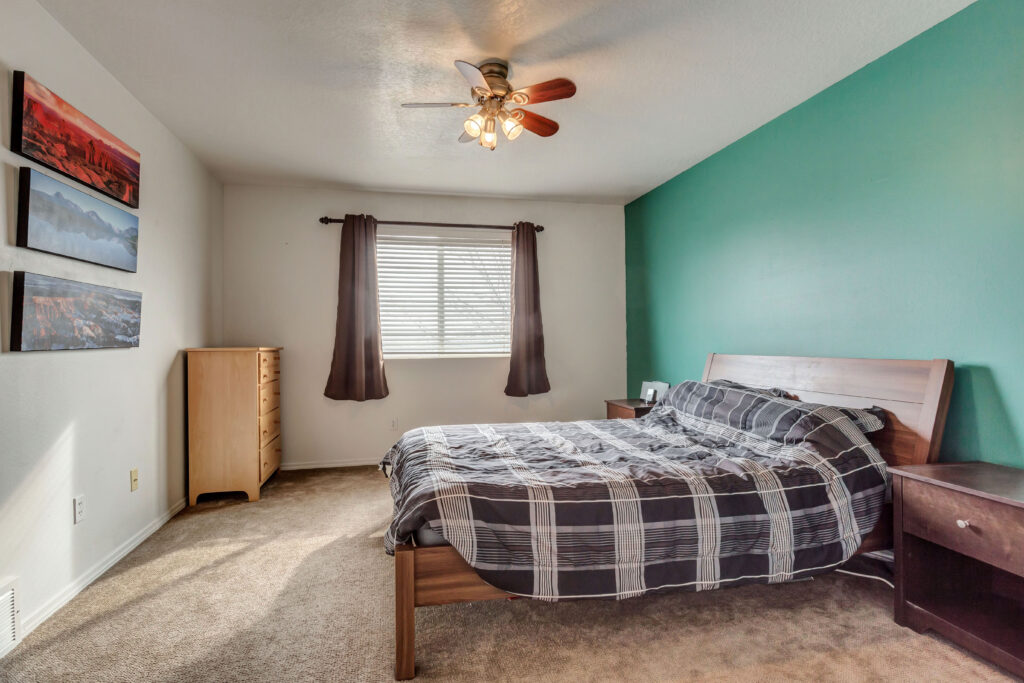 120 E Shamrock Ln, Stansbury Park, UT, 84074