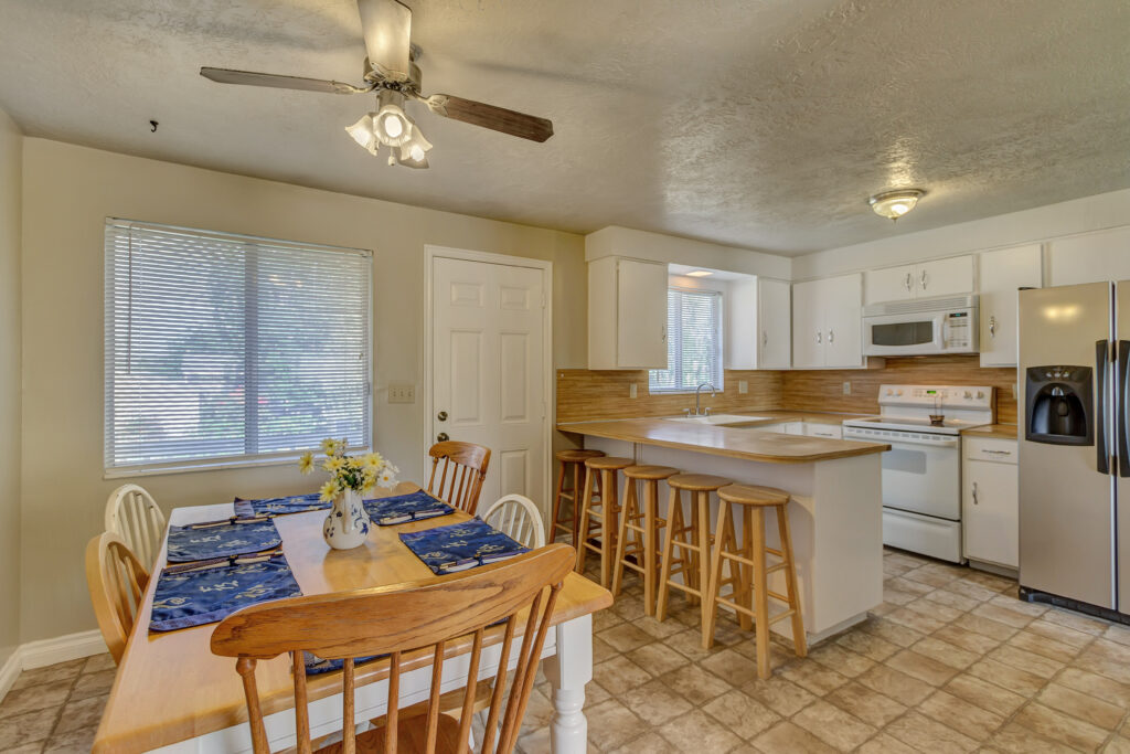 865 S 1350 W, Clearfield, UT, 84015