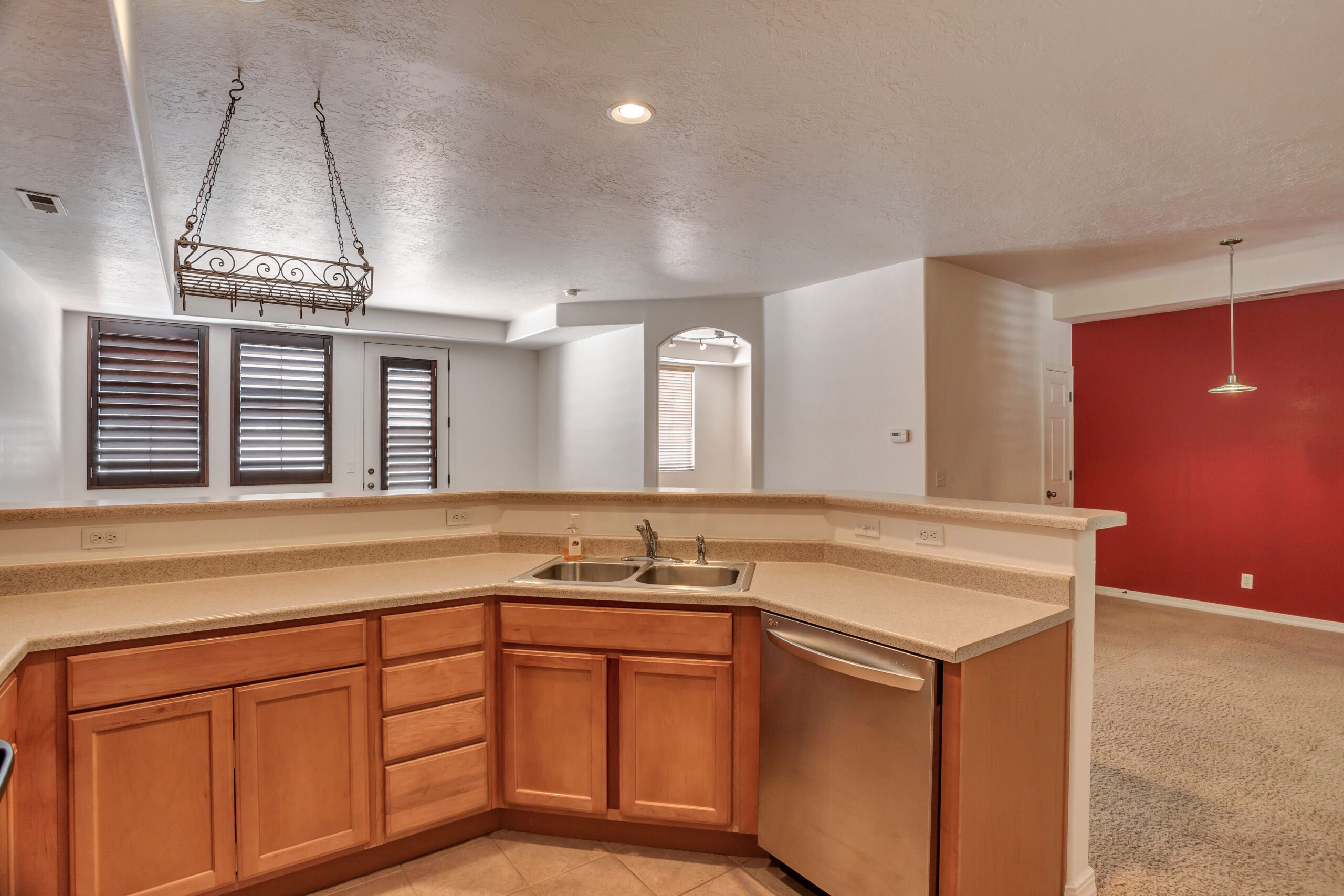 6781 Harbonne Ln, West Jordan, UT, 84084