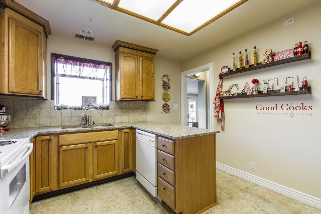 665 E 4500 S, South Ogden, UT, 84403