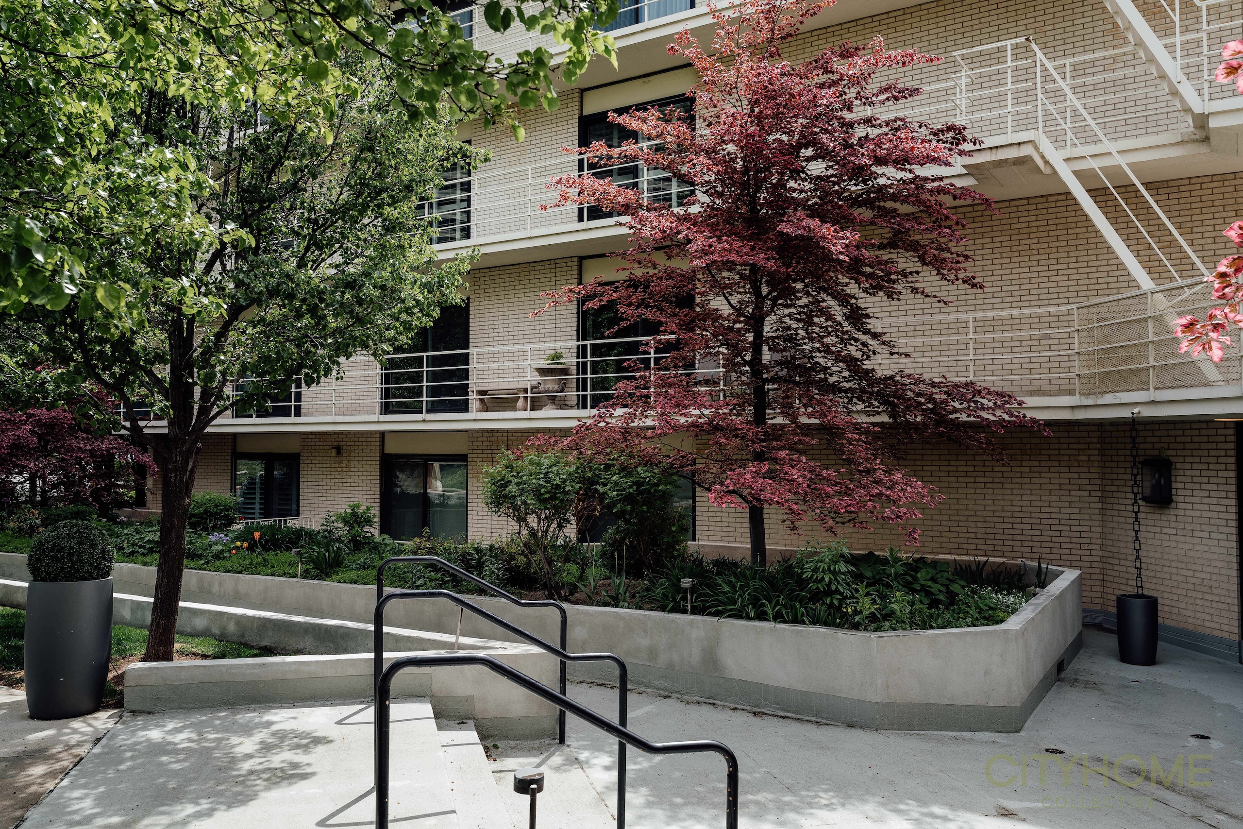 900 S Donner Way #206, Salt Lake City, 84108