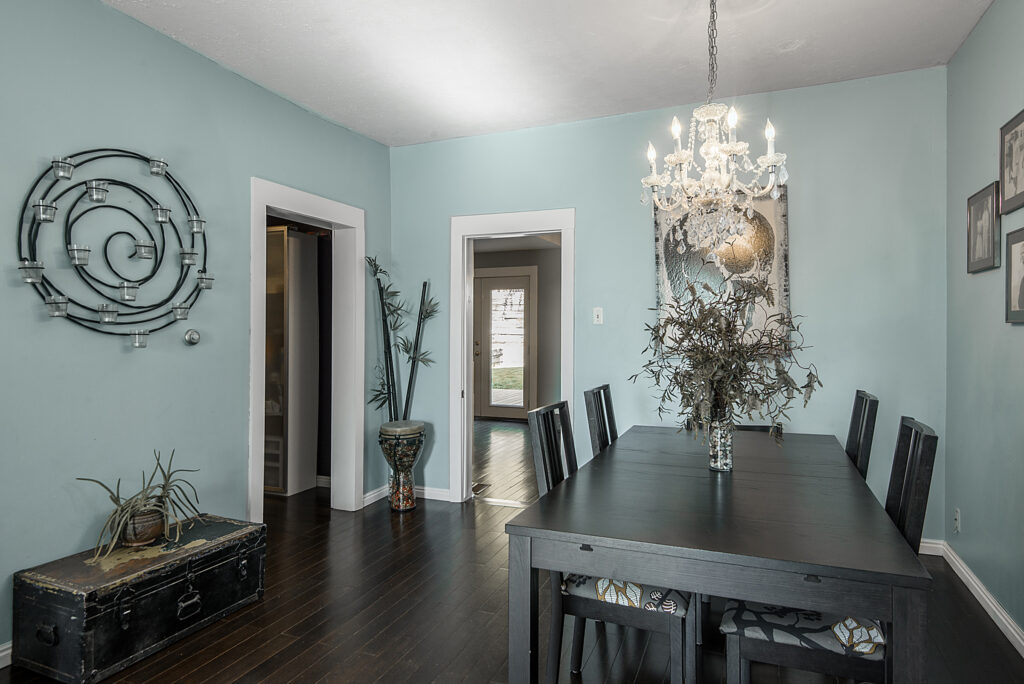 686 N Wall St, Salt Lake City, UT, 84103