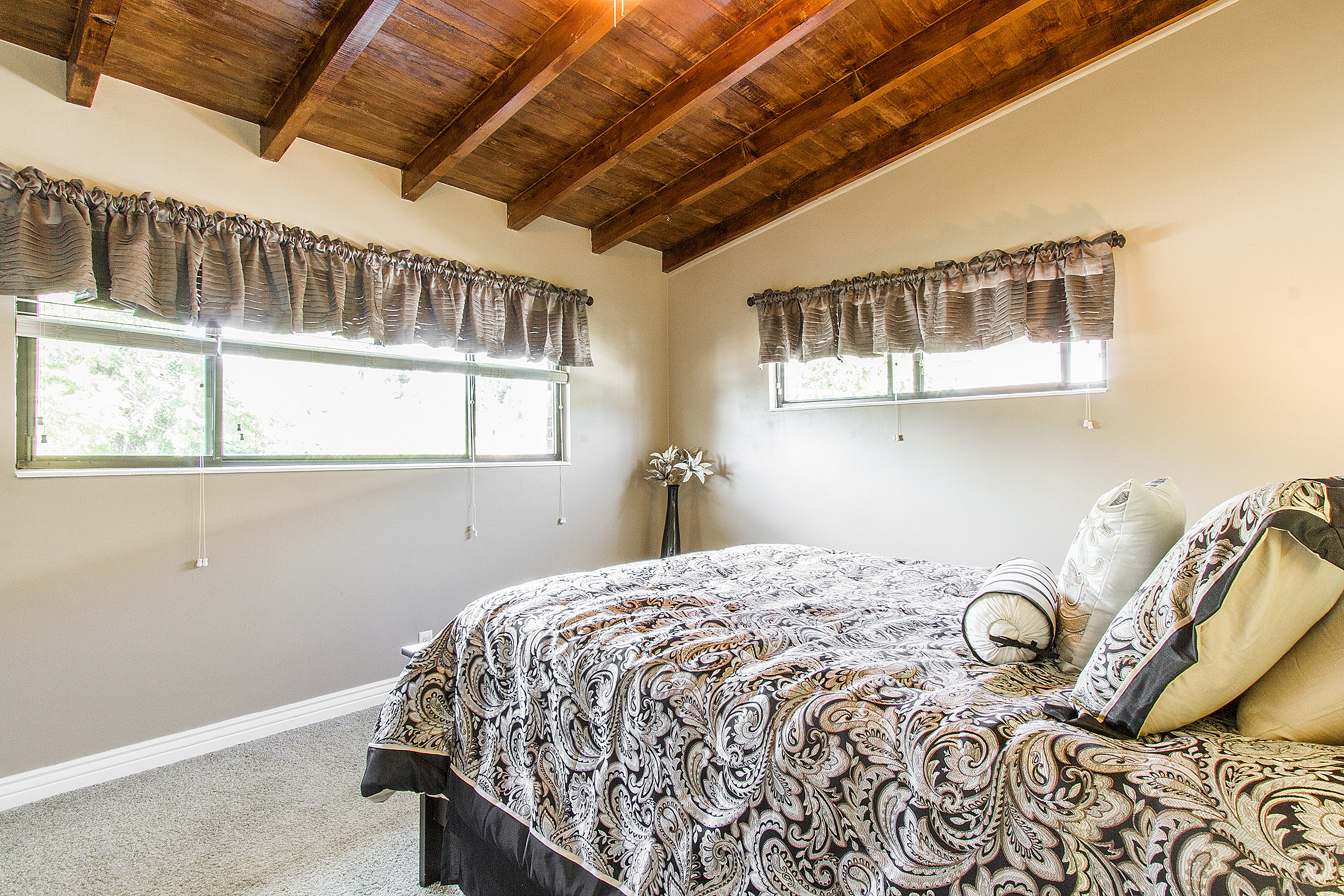 665 E 4500 S, South Ogden, UT, 84403