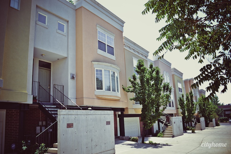 Stunning Stanford Court Condo