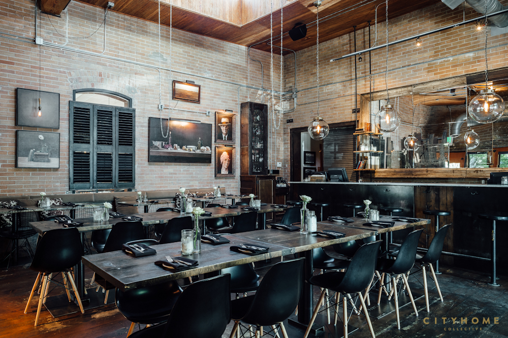 Romantic Dining, Pallet Bistro